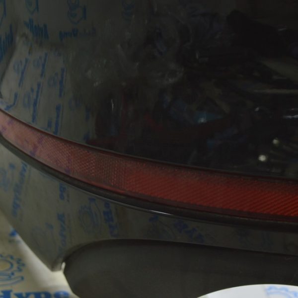 Отражатель заднего бампера левый Audi A4 B9 17-19 8W0945105C