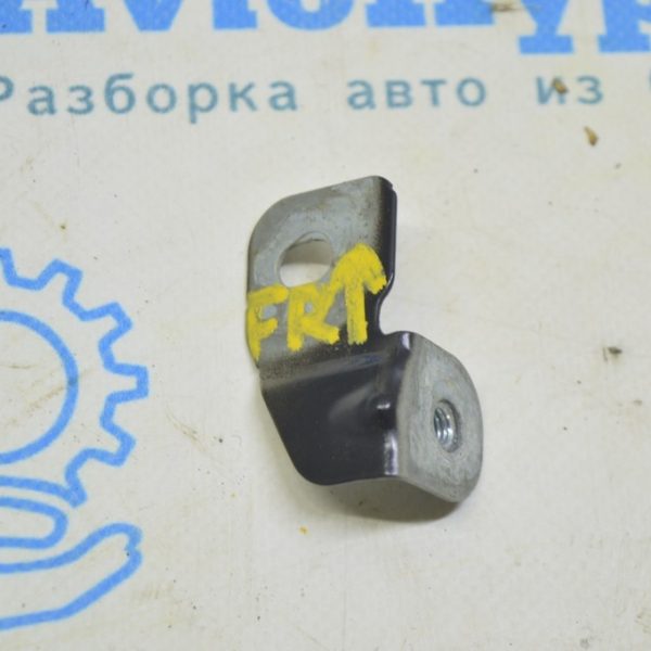 Кронштейн крыла центральный правый Audi A4 B9 17- малый 8W0-821-470