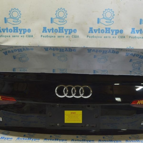 Крышка багажника Audi A4 B9 17-19 (02) черная 8W5827025J