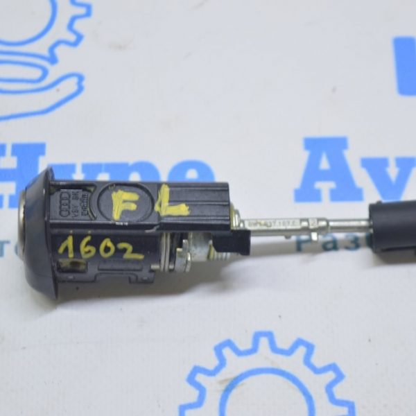 Личинка замка передней левой Audi A4 B9 17- 107837167EN