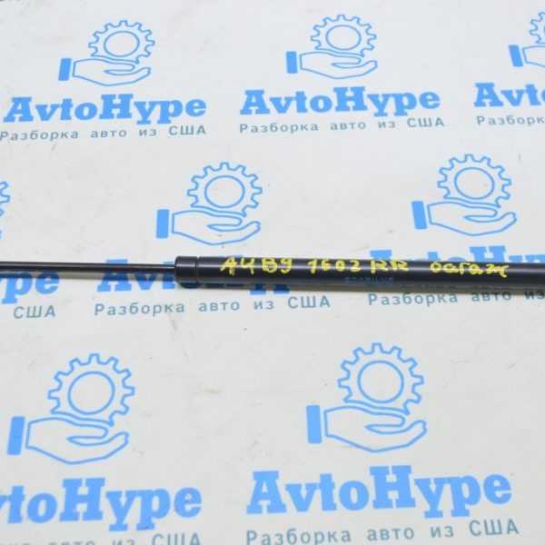 Амортизатор крышки багажника Audi A4 B9 17- 8W5827919