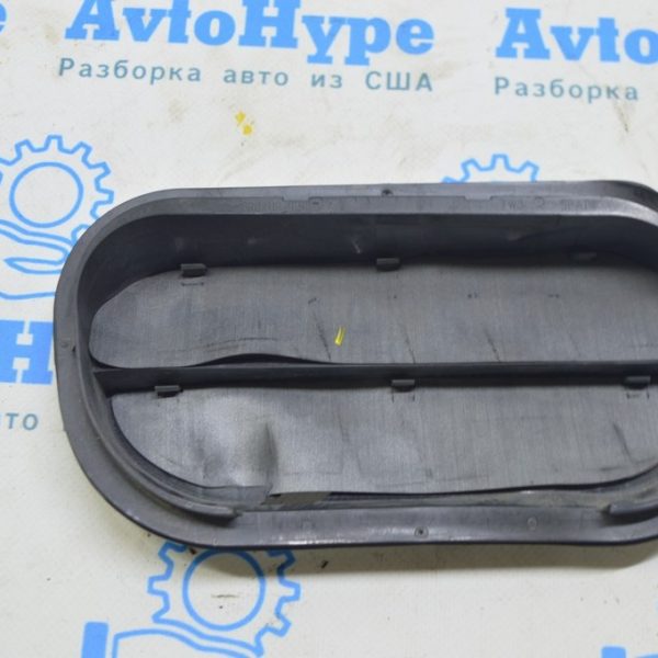 Щиток вентиляции правый Audi A4 B9 17- 6R0819465A