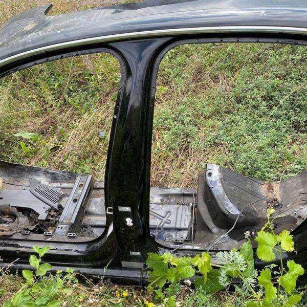 Стойка кузова центральная левая Audi A4 B8 08-16 седан 8k0-810-073-a