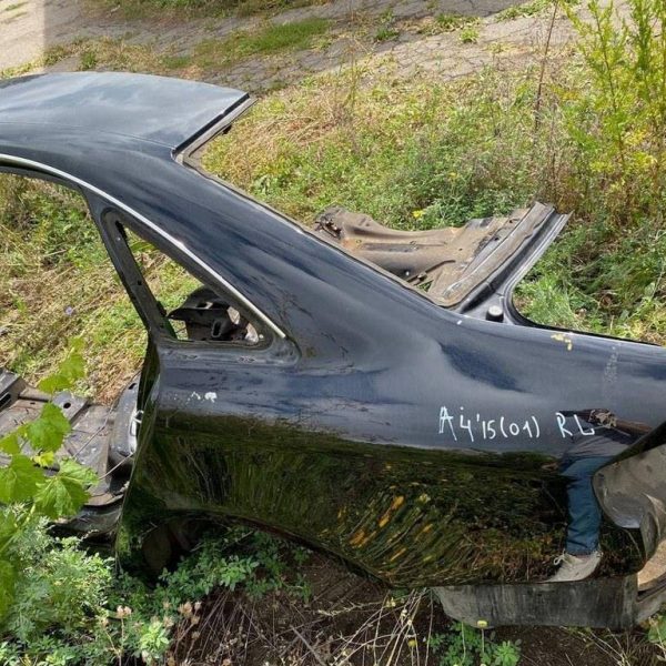 Четверть крыло задняя левая Audi A4 B8 08-16 седан, черный 8K5809837