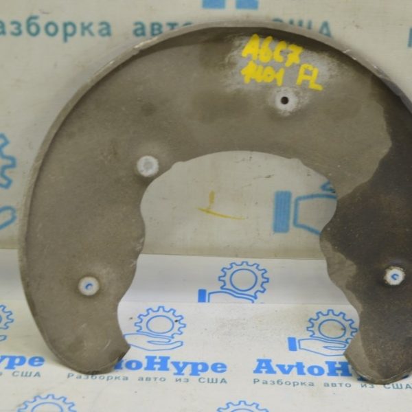 Кожух цапфы передний левый Audi A6 C7 12-18