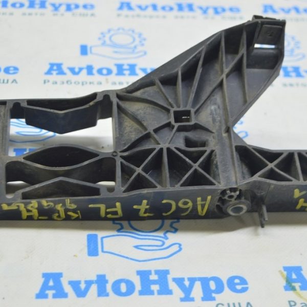 Крепление фары верхнее левое Audi A6 C7 12-15 4G0-805-607