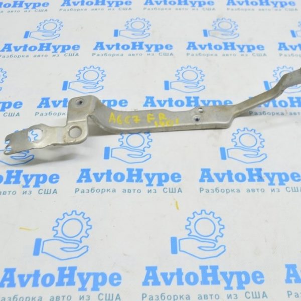 Кронштейн крыла левый Audi A6 C7 12-18 малый 4G0-807-591-B