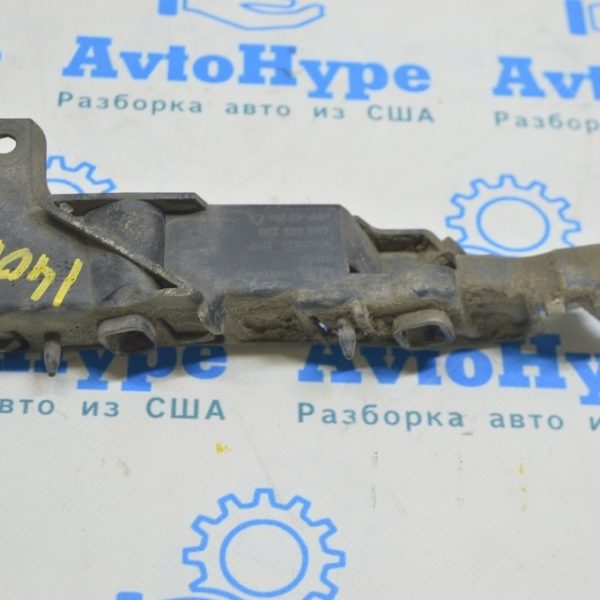 Крепление переднего бампера на крыле левое Audi A6 C7 12-18 4G0-807-283