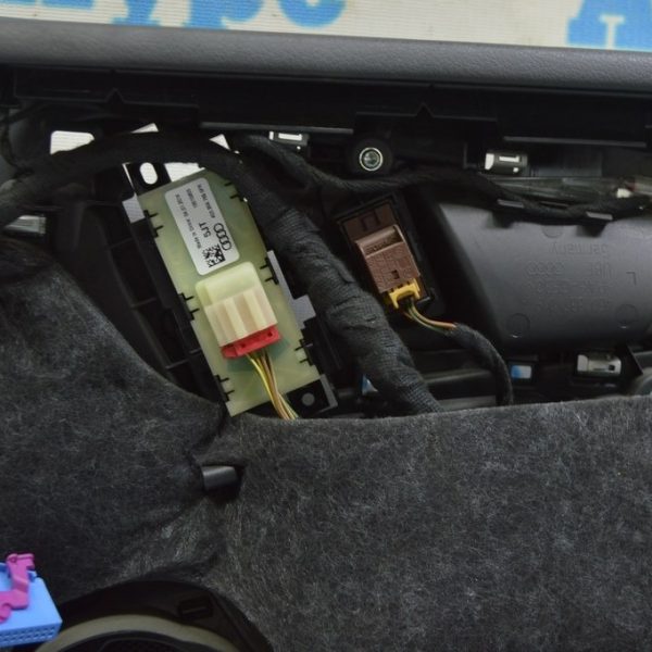 Кнопки памяти сидения перед лев Audi A6 C7 12-18 4G0-959-769-5PR