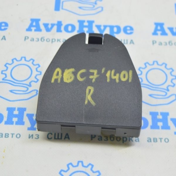 Кронштейн знака аварийной остановки Audi A6 C7 12-18 8t0860285