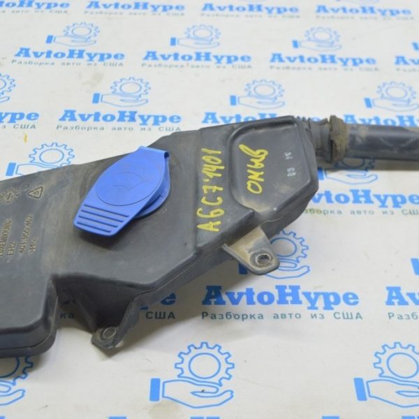 Горловина бачка омывателя Audi A6 C7 12-18 с крышкой 4G1-955-463-A