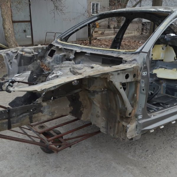 Четверть передняя левая Audi A6 C7 12-18 (01) на кузове 4G0805115TA