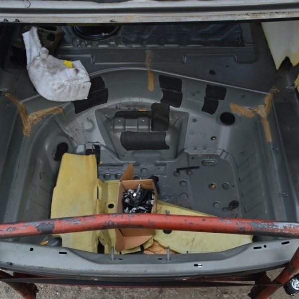 Корыто багажника Audi A6 C7 12-18 (01) на кузове 4G0-802-088-TA