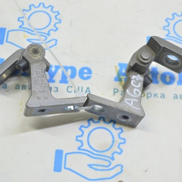 Петля двери нижняя передняя правая Audi A6 C7 12-18 4G0-831-402-A