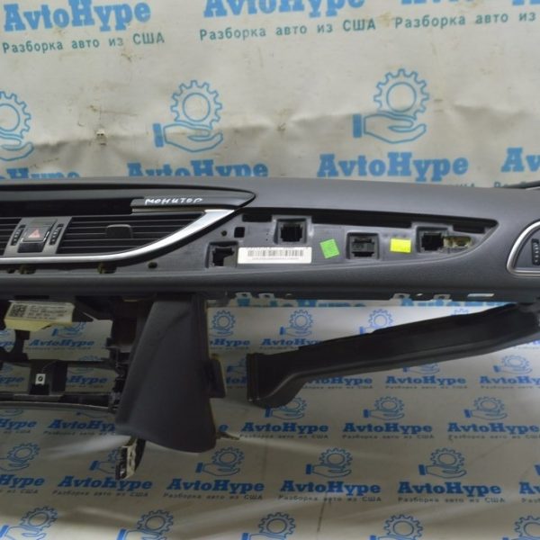 Воздуховод передней панели пассажирский Audi A6 C7 12-15 черный, с хром накладкой 4G1-820-902-C-6PS