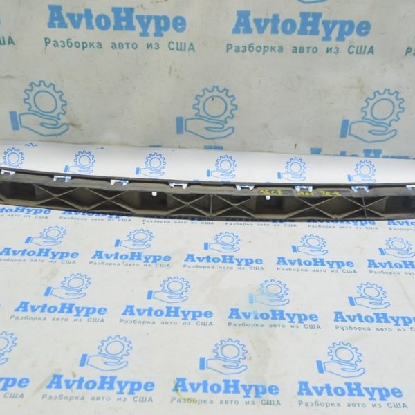 Крепление заднего бампера центральное Audi A6 C7 12-15 дорест 4G5-807-458