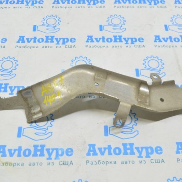 Защита топливных трубок Audi A6 C7 12-18 4G0201192E