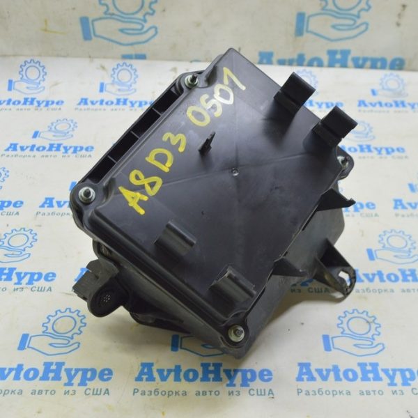 Крышка корпуса блока предохранителей подкапотный Audi A8 D3 03-09 4E1937128A