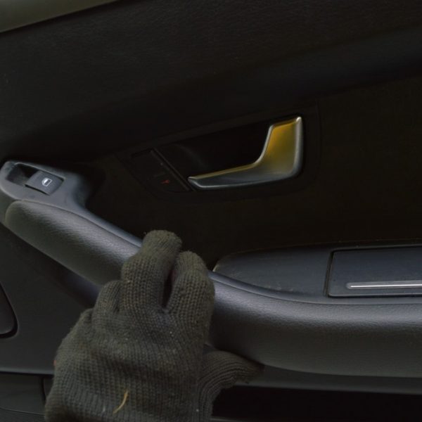 Кнопка блокировки двери зад прав Audi A8 D3 03-09 4E0-962-108-5PR