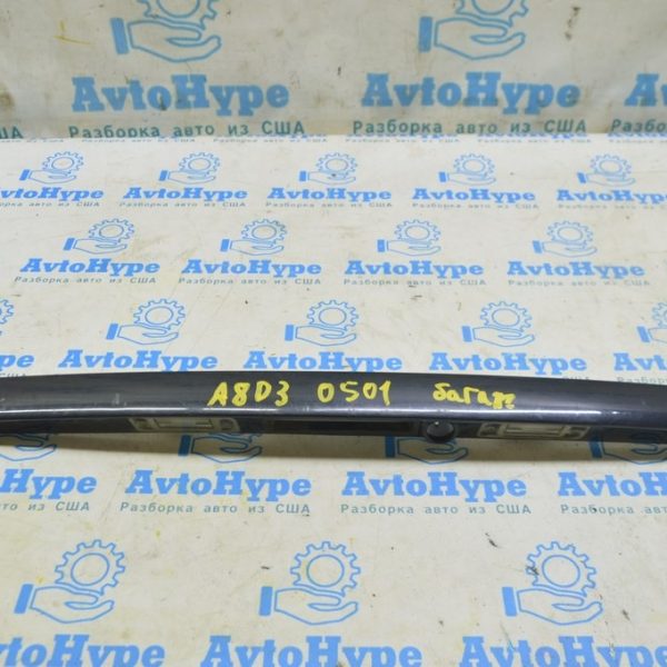 Накладка крышки багажника под ручку Audi A8 D3 03-09 4E0827576D