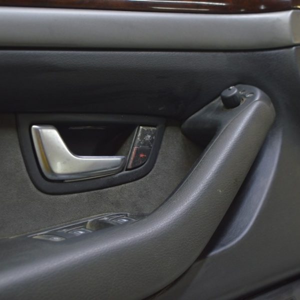 Управление стеклоподъемником перед лев Audi A8 D3 03-09 4E0959851B 5PR