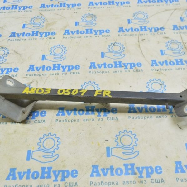 Кронштейн крыла перед прав Audi A8 D3 03-09 верхний 4E0805464E