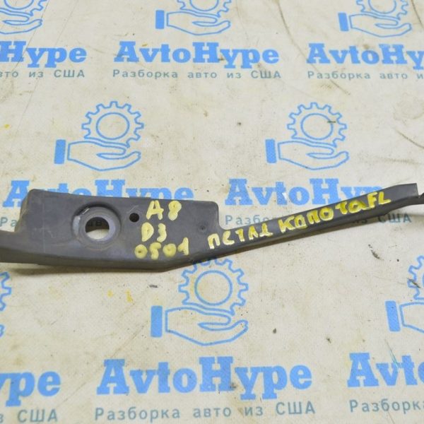 Накладка петли капота левая Audi A8 D3 03-09 4E1823755