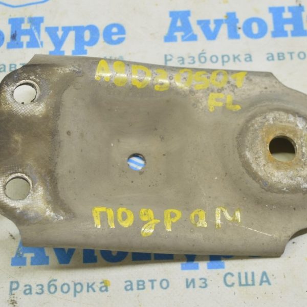 Лопух перед подрамника перед лев Audi A8 D3 03-09 4E0399541A
