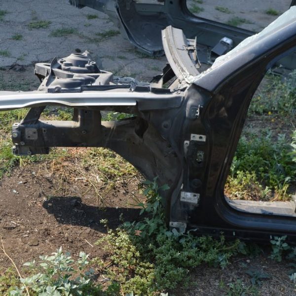 Четверть передняя левая Audi A8 D3 03-09 синяя (01) 4E0805101E