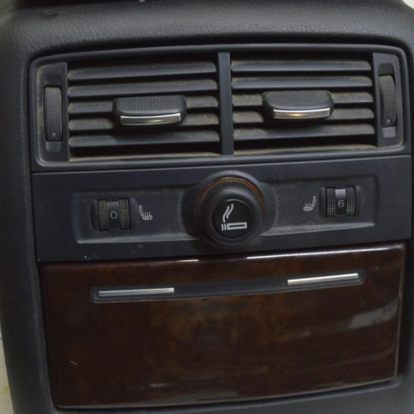 Кнопка обогрева 2 ряда сидений Audi A8 D3 03-09 4E0963563A