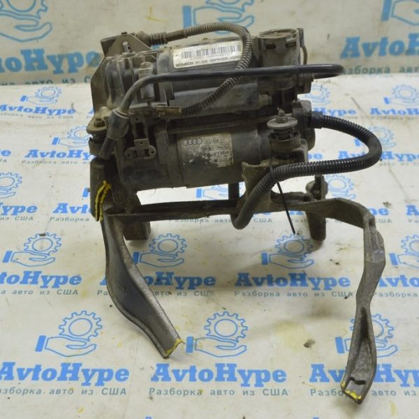Компрессор пневмоподвески Audi A8 D3 03-09 (01) 4E0616005F