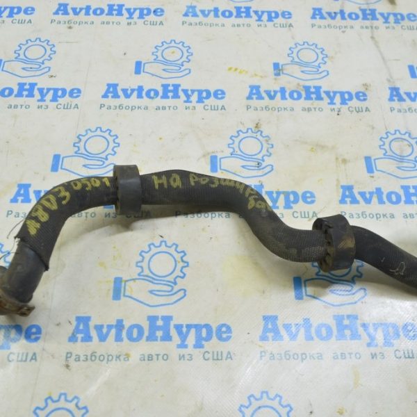 Патрубок охлаждения Audi A8 D3 03-09 3.0d на расширительный бачок 4E0121109H