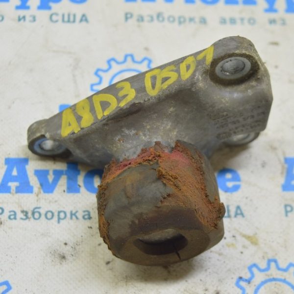Кронштейн подушки двигателя передний Audi A8 D3 03-09 3.0 4E0199343AE