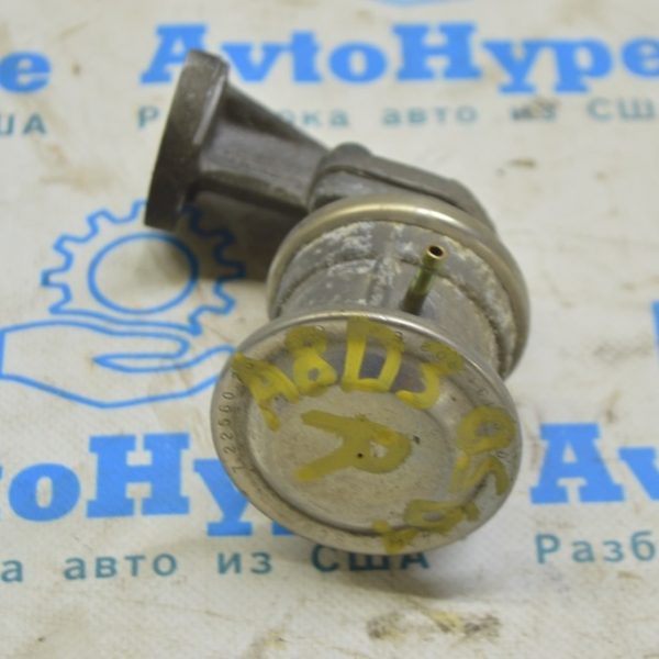 Клапан ЕГР правый Audi A8 D3 03-09 3.0 06C131102E