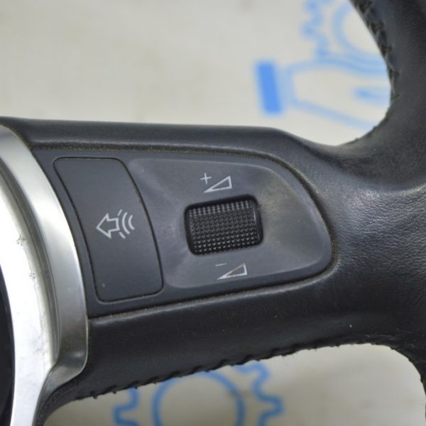 Кнопки управления (на руле) прав Audi A8 D3 03-09 4E0951527A 5PR