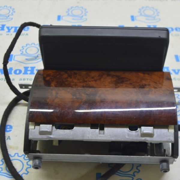 Крепление монитора, дисплей, навигация Audi A8 D3 03-09 (01) под дерево (орех) 4E0857237H 1WV