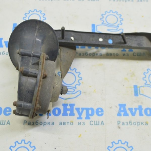 Сигнал прав  high Audi A8 D3 03-09 (01) неориг 8N0951223