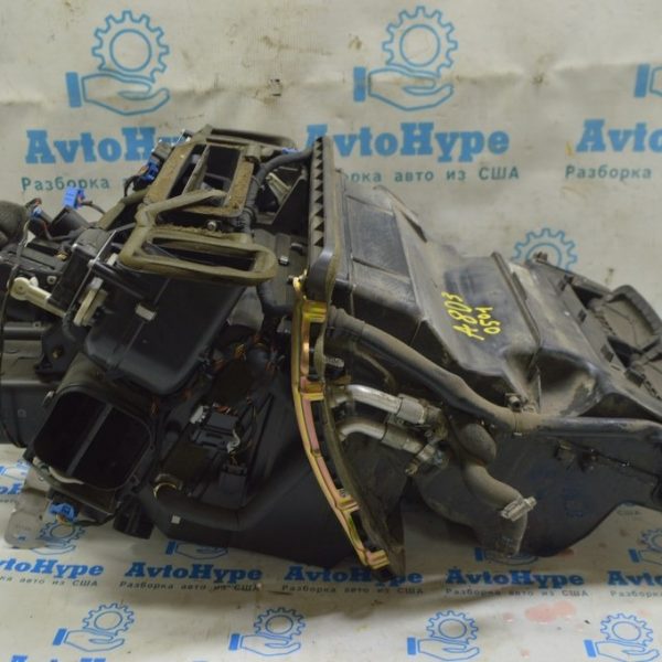 Печка в сборе Audi A8 D3 03-09 без резистера и моторчиков 4E0819353