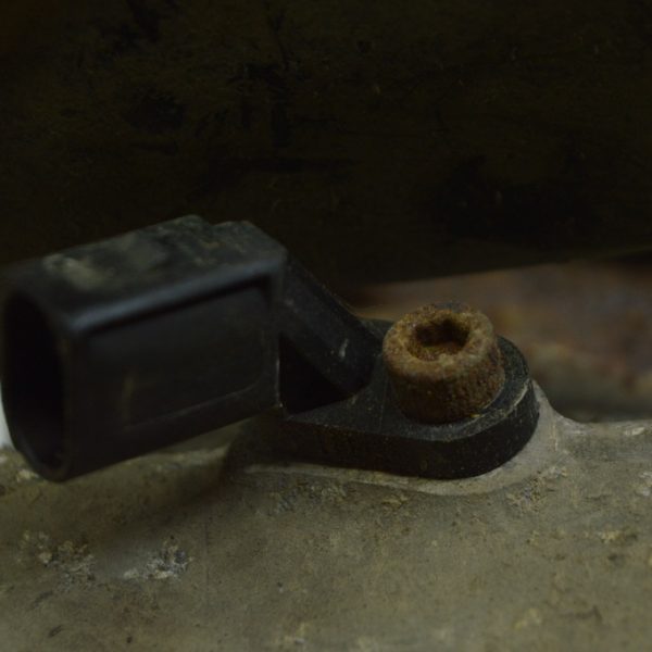 Датчик ABS зад прав Audi A8 D4 10-17 4E0927803F