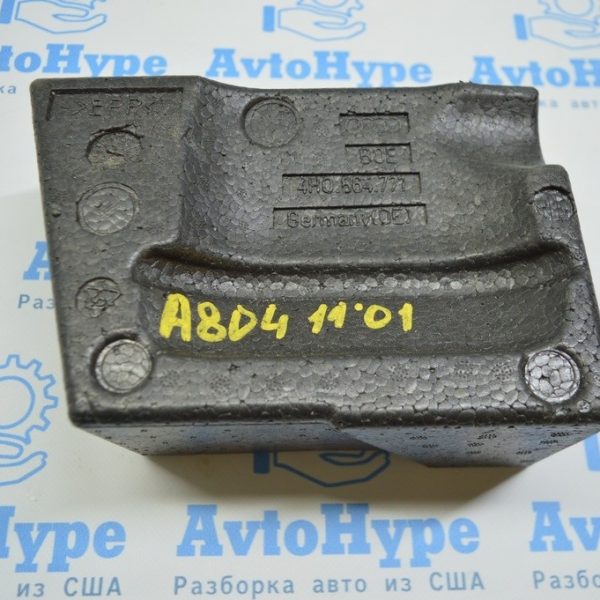 Абсорбер багажника пятый Audi A8 D4 10-17 4H0864771