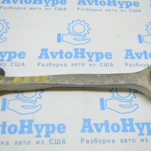 Рычаг верхний передний правый прямой Audi A8 D4 10-17 (01) 	4H0407506F