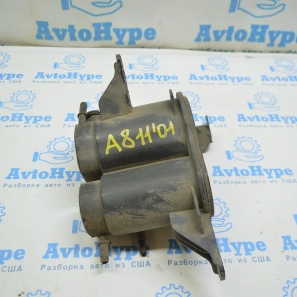 Канистра с углем абсорбер Audi A8 D4 10-17 (01) 8K0201799G