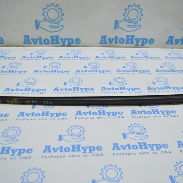 Молдинг лобового стекла правый Audi A8 D4 10-17 4h0854328