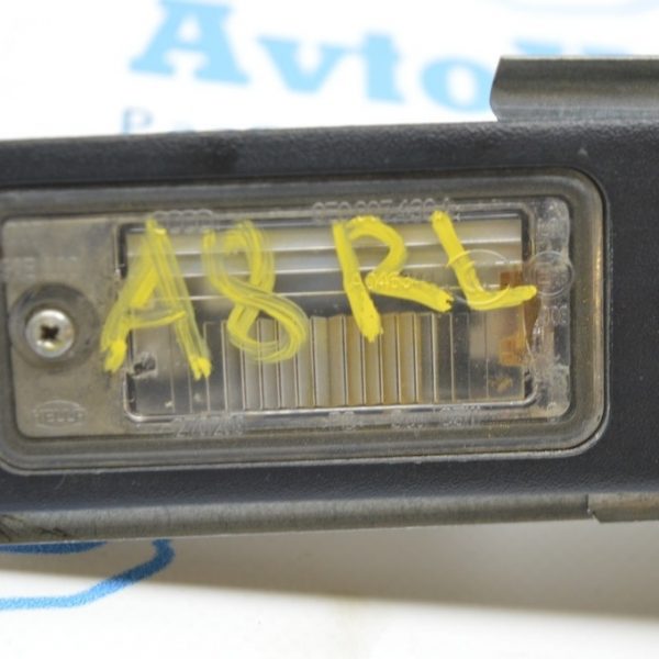 Подсветка номера левая Audi A8 D4 10-17 4H0943021