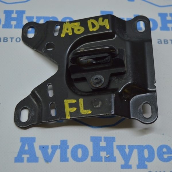 Крюк замка капота (на капоте) левый Audi A8 D4 10-17 4h0823186d