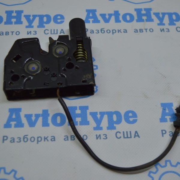 Замок капота левый Audi A8 D4 10-17  4H0823509C