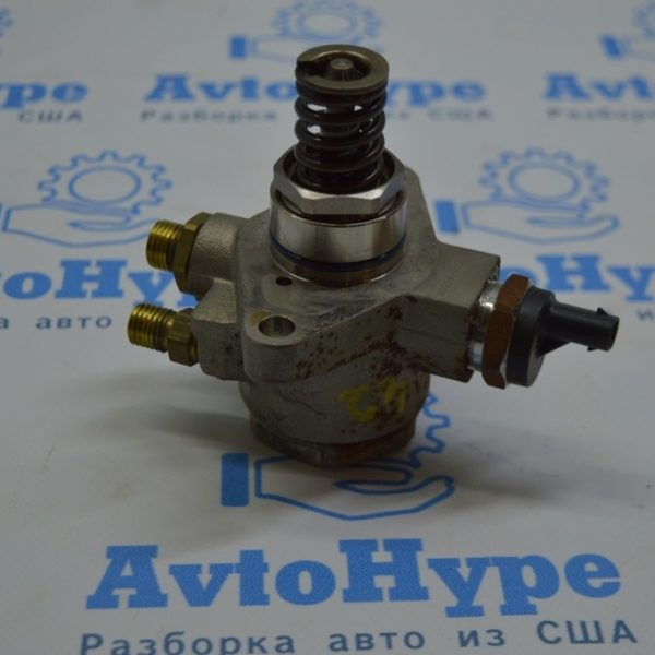 Топливный насос (бензонасос) высокого давления 4.2 Audi A8 D4 10-17 (01) 079127026R