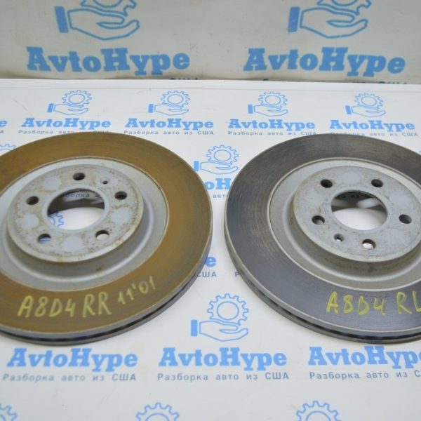 Диск тормозной зад прав Audi A8 D4 10-17 4H0615601L