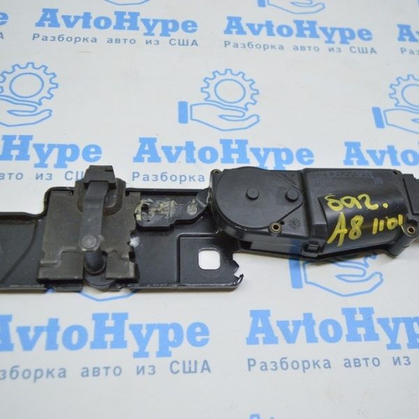 Доводчик замка крышки багажника Audi A8 D4 10-17 4H0827383A 4H0827383