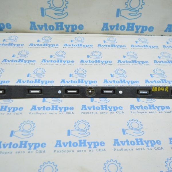 Крепление заднего бампера центральное Audi A8 D4 10-17 4h0807483